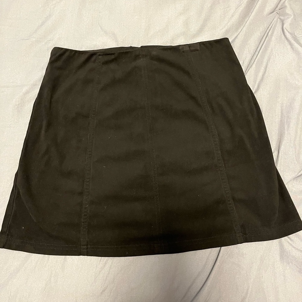 black mini skirt